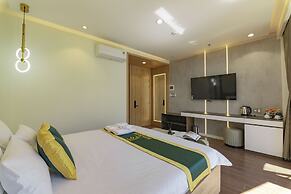 The Elite Hotel