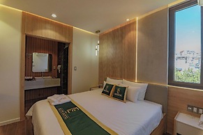 The Elite Hotel