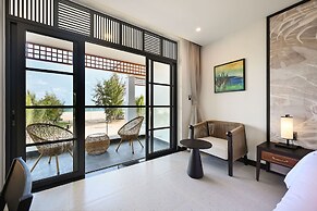 Emerald Ho Tram Resort