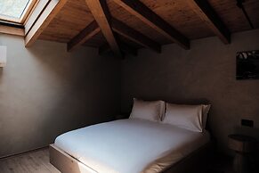 Faces & Places Boutique Hotel