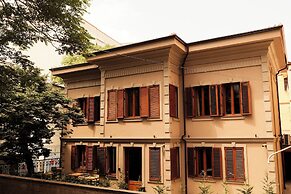 Faces & Places Boutique Hotel