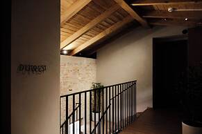 Faces & Places Boutique Hotel
