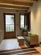 Faces & Places Boutique Hotel