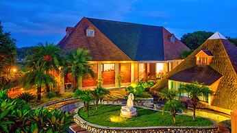 ShriGo Resort Pyramid Home Divine