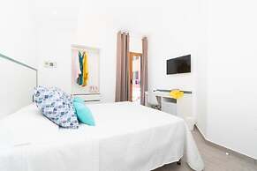 Sapphire Rooms