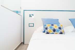 Sapphire Rooms