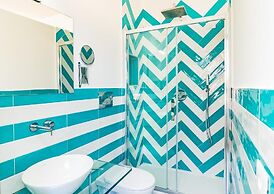 Sapphire Rooms