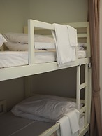 Krung Tone Hostel