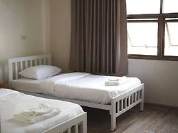 Krung Tone Hostel