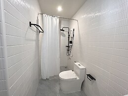 Krung Tone Hostel