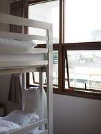 Krung Tone Hostel