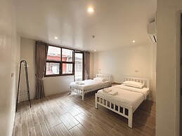 Krung Tone Hostel