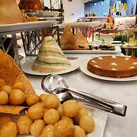 Cheerful Al Waha Unayzah Hotel