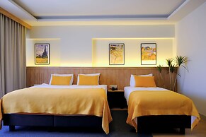 Dugi Hotel