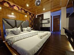 Seven Hills Hotel Srinagar