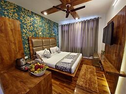 Seven Hills Hotel Srinagar