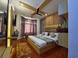 Seven Hills Hotel Srinagar