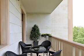 Sunset Tbilisi Luxury ApartHotel