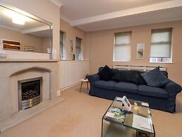 6D Clifton Drive