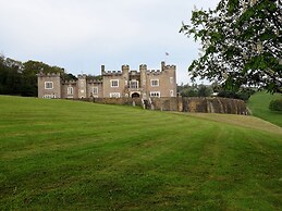 Watermouth Castle, Harbour Apartment