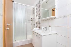 Peruzovic Rooms 1