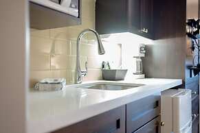 Horseshoe Valley Suites - The Maple