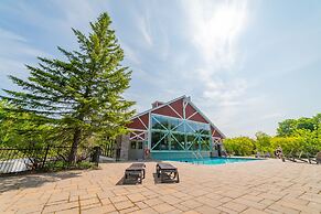 Horseshoe Valley Suites - The Maple