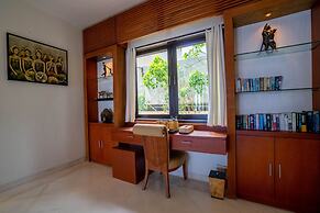 Lawira Beach Villa Lovina
