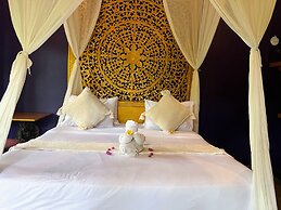 Joyously Raw Villas