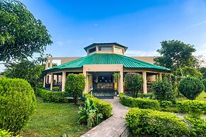 Tusk And Roar Resort Petfrindly Jungle Cottages