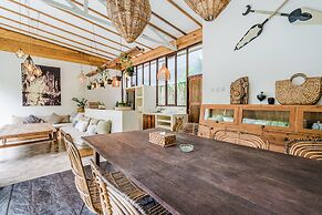 Kula Villa by Betterplace