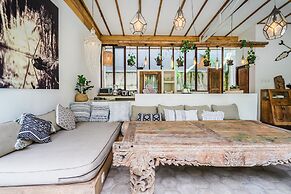 Kula Villa by Betterplace