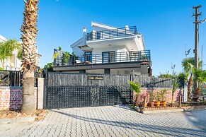 Villa London