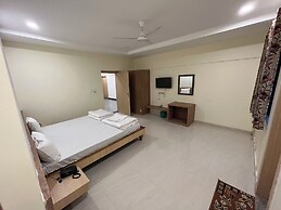 Hotel Pratap Heights