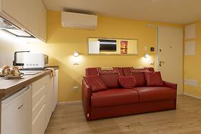 NINA'S  ACCOMMODATIONS IN VENICE CENTER
