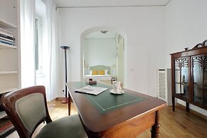 Treasurerome Spanish Steps Family 4BR
