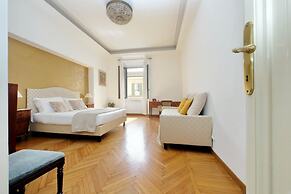Treasurerome Spanish Steps Family 4BR