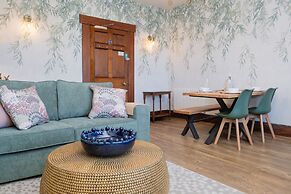 Watermouth Castle, West Tower Apartment