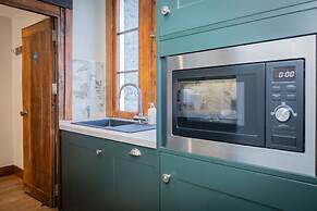 Watermouth Castle, West Tower Apartment