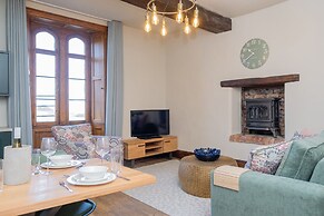 Watermouth Castle, West Tower Apartment