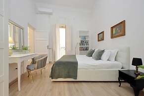 Treasurerome Opera Trevi Green Suite 2BR