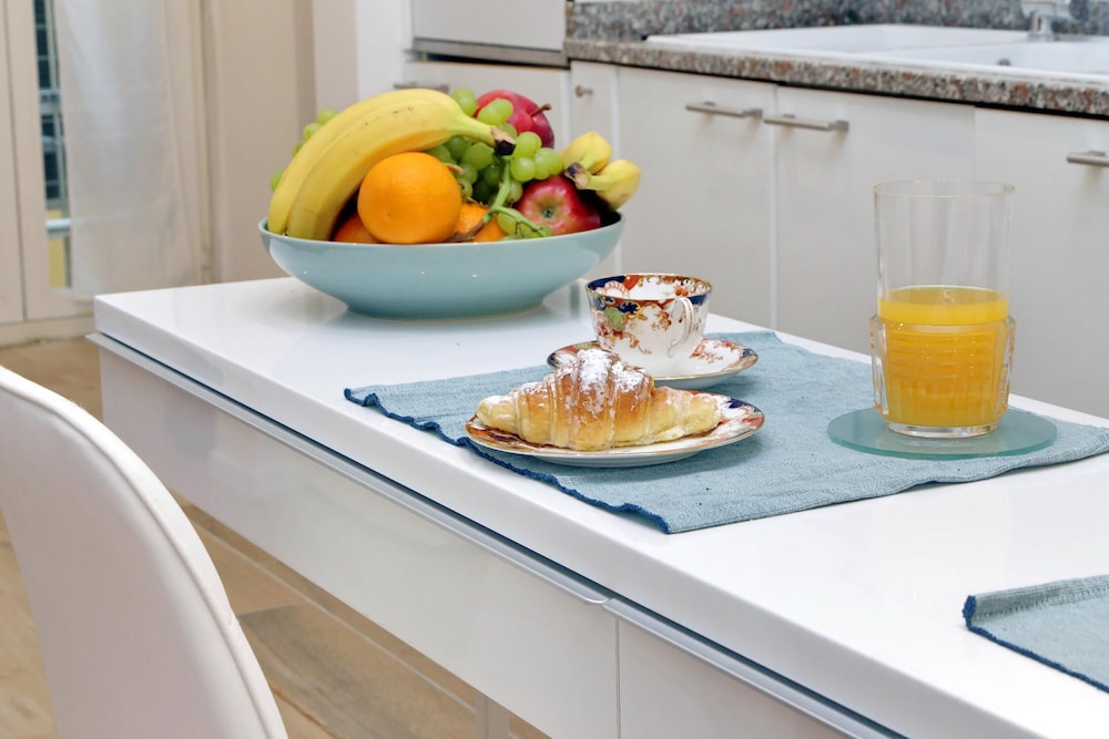 Treasurerome Opera Trevi Green Suite 2BR