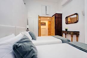 Treasurerome Opera Trevi Grand Suite 3BR