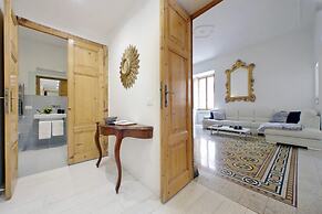 Treasurerome Opera Trevi Grand Suite 3BR