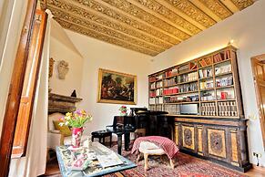 Treasurerome Colosseum Terrace 2BR