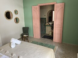 Riad Darchica