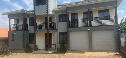 Inviting 9-bed Villa in Kampala