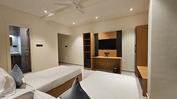 Emerald Urban Comforts