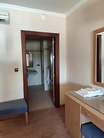 Hotel Lindaraja