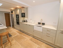 Dazie Cottage